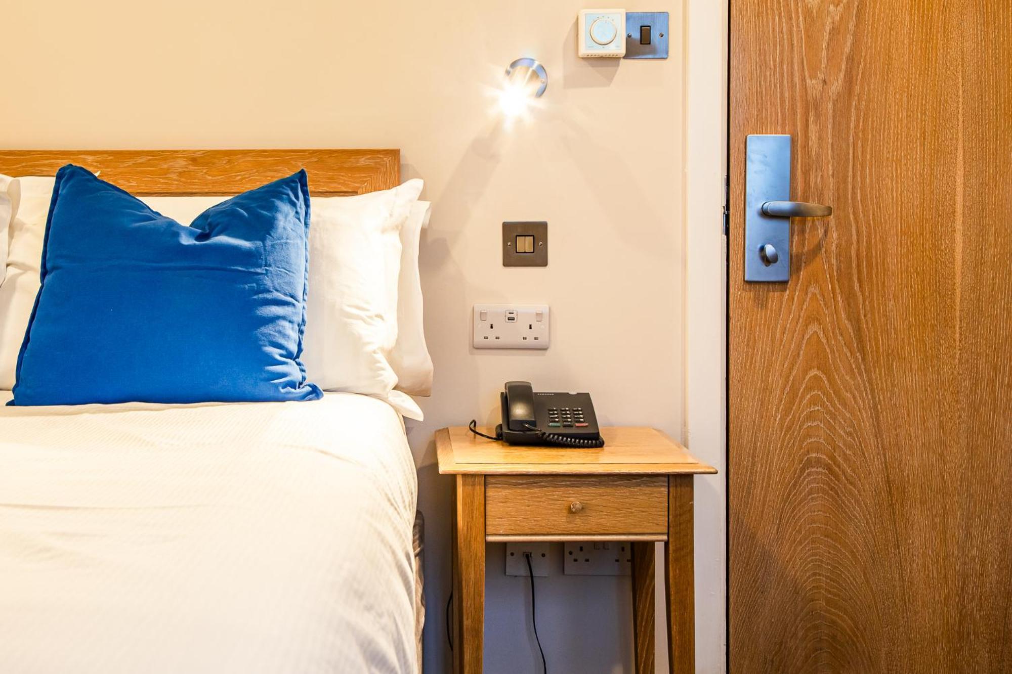 County Hotel Chelmsford Eksteriør bilde